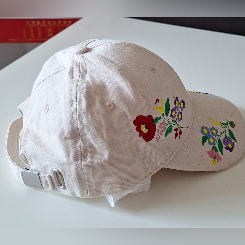 Floral Embroidered Cap - Picture 2 of 2